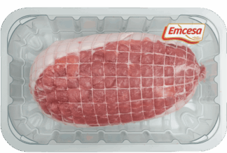 Aguja rellena frutos secos, ciruelas y bacon